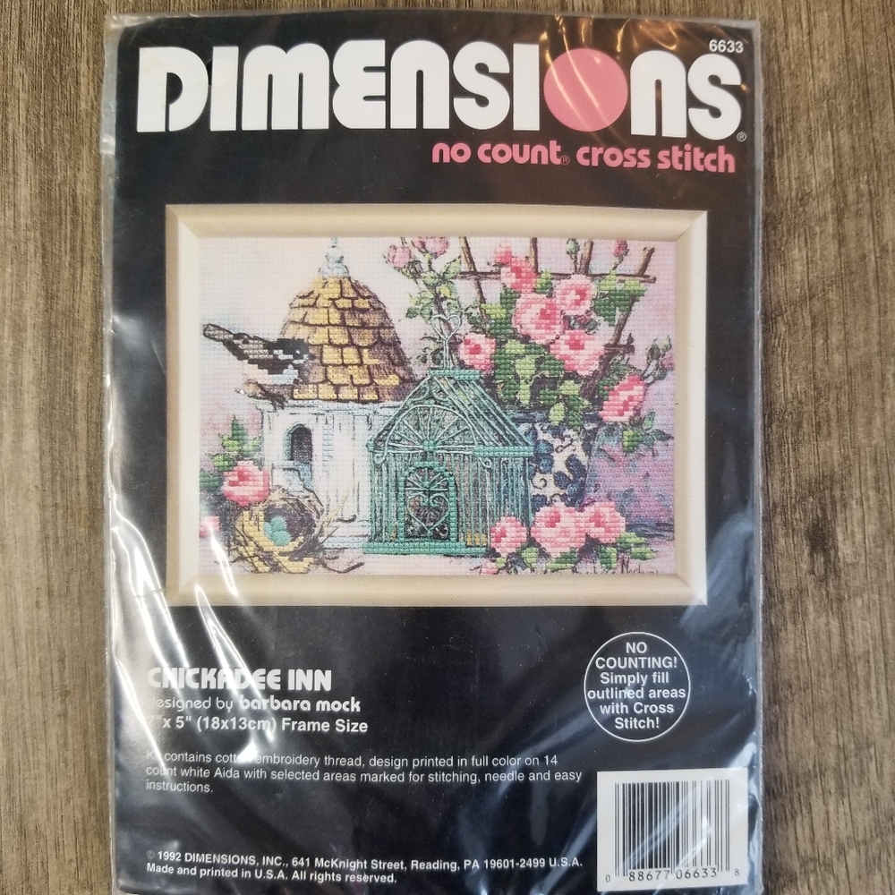 1992 Dimensions Chickadee Inn‎ Counted Cross Stitch